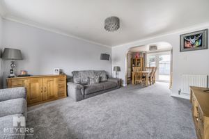 Lounge- click for photo gallery